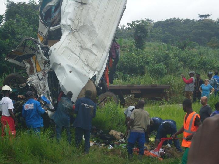 Toumodi  / Grave accident de la circulation : 6 morts et plusieurs blessés - Abidjan.net News